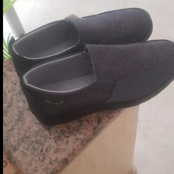 Sport shoes - Picture 3 of 8